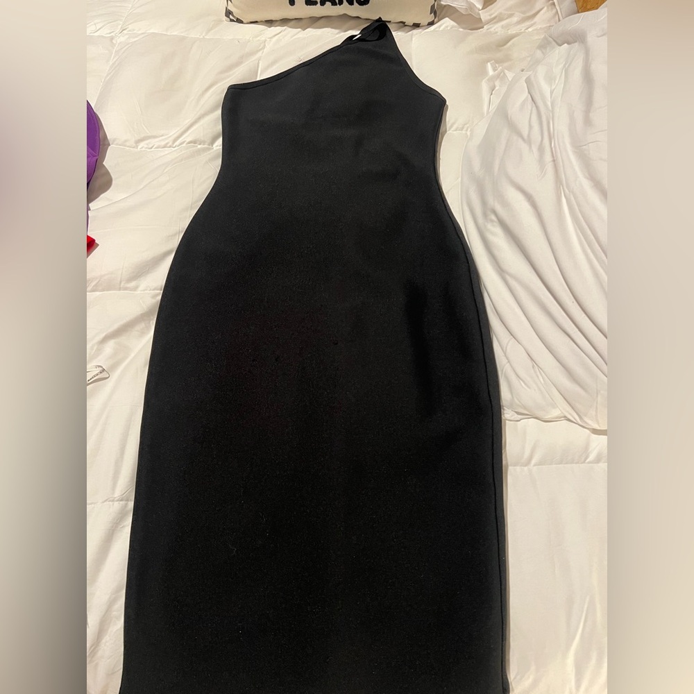 Chic Black Strapless Dress